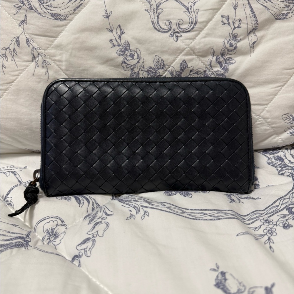 Bottega Veneta Navy Leather Zip Wallet